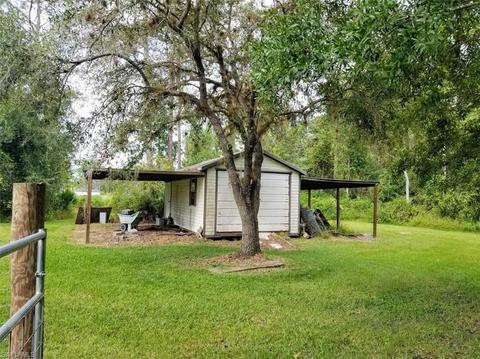 1084 Pine Ave, Labelle, FL 33935 photo 13