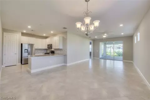 20010 Parrot Key Ct, Estero, FL 33928 photo 6