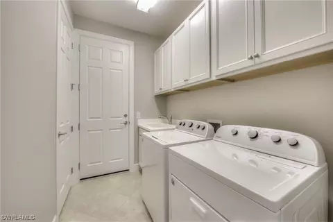 20010 Parrot Key Ct, Estero, FL 33928 photo 13