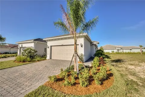 20010 Parrot Key Ct, Estero, FL 33928 photo 1