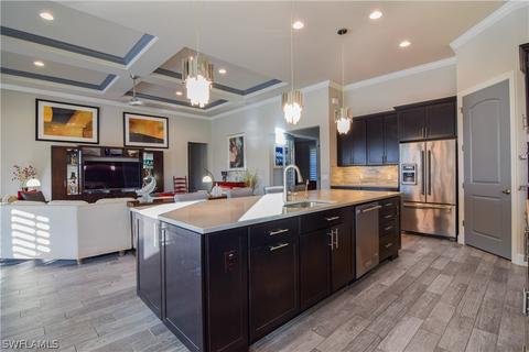 20550 Wilderness Ct, Estero, FL 33928 photo 4