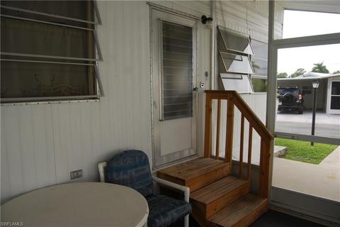 20621 Garden Dr, Estero, FL 33928 photo 4