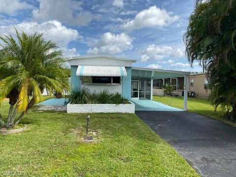 252 Cape Sable Dr, Naples, FL 34104 photo 1