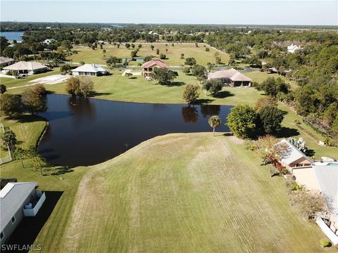 18231 Riverwind Dr, Alva, FL 33920 photo 1