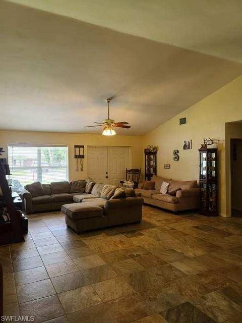 435 4th Ave, Labelle, FL 33935 photo 4