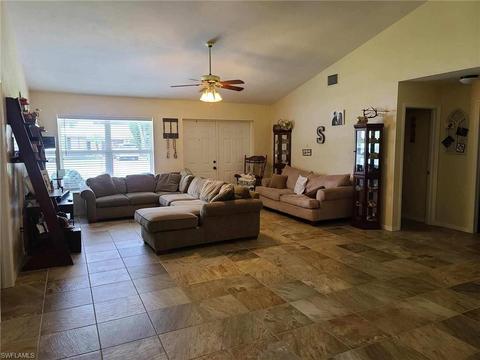 435 4th Ave, Labelle, FL 33935 photo 3