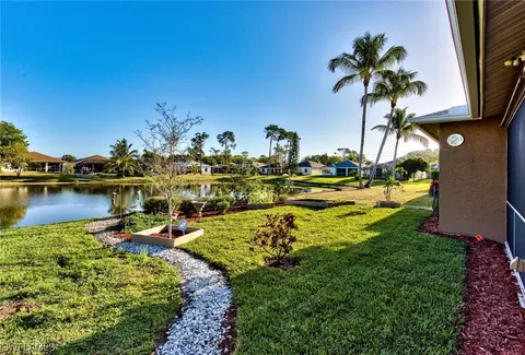 273 Stanhope Cir, Naples, FL 34104 photo 19