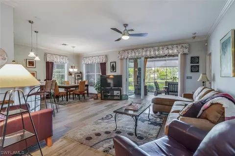 273 Stanhope Cir, Naples, FL 34104 photo 3