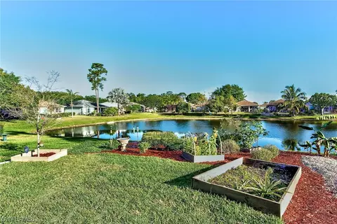273 Stanhope Cir, Naples, FL 34104 photo 18