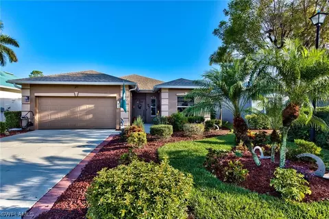 273 Stanhope Cir, Naples, FL 34104 photo 1