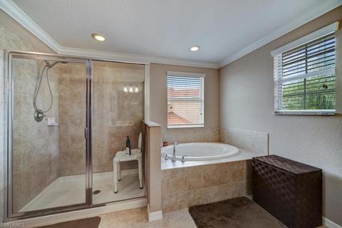 2446 Heydon Cir E, Naples, FL 34120 photo 22