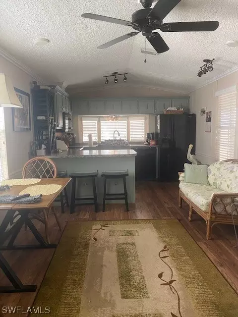 4720 Split Log Ln W, Estero, FL 33928 photo 7