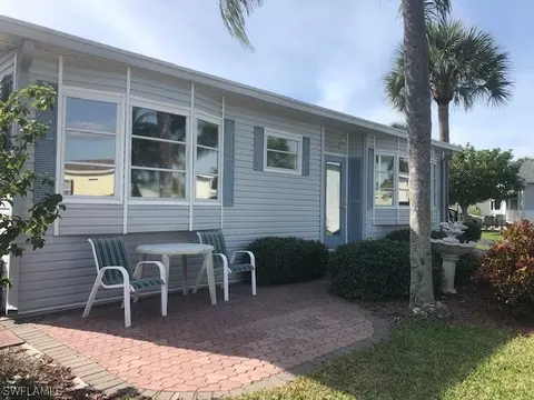 4701 Sawmill Dr W, Estero, FL 33928 photo 4
