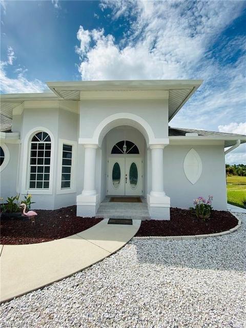 858 Haskell St E, Lehigh Acres, FL 33974 photo 4