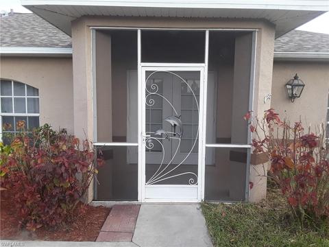 759 Clancy St E, Lehigh Acres, FL 33974 photo 5