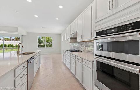 10560 Otter Key Ln, Estero, FL 33928 photo 18