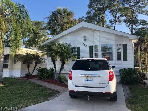 4531 Jefferson Davis Blvd E, Estero, FL 33928 photo 1