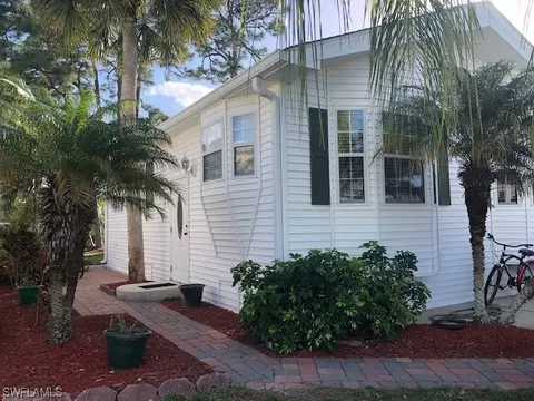 4531 Jefferson Davis Blvd E, Estero, FL 33928 photo 2