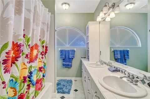6822 Compton Ln N, Naples, FL 34104 photo 26