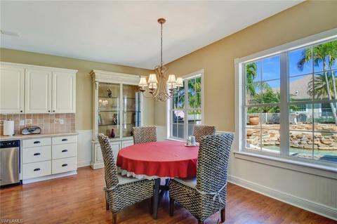 6822 Compton Ln N, Naples, FL 34104 photo 11