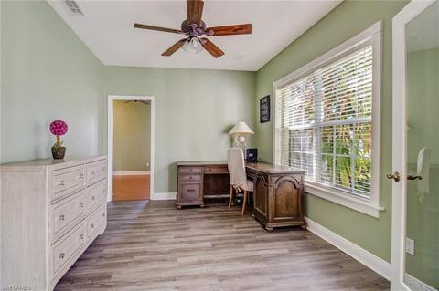 6822 Compton Ln N, Naples, FL 34104 photo 5
