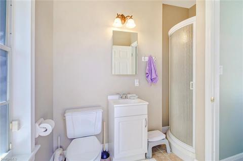 6822 Compton Ln N, Naples, FL 34104 photo 14