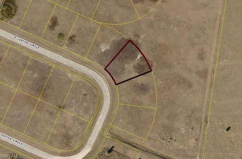 9017 E Justice Cir, Labelle, FL 33935 photo 1