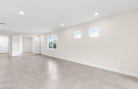20006 Parrot Key Ct, Estero, FL 33928 photo 4