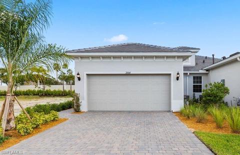20006 Parrot Key Ct, Estero, FL 33928 photo 1