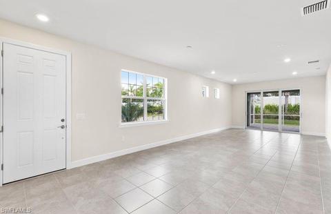 20006 Parrot Key Ct, Estero, FL 33928 photo 2