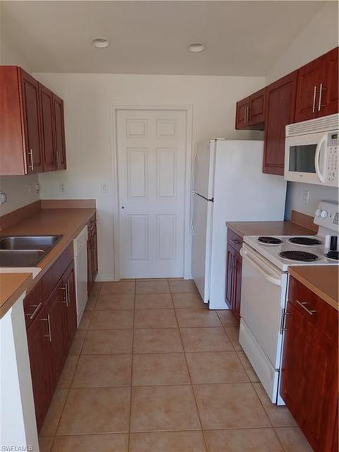 3003 Cherry Ln, Labelle, FL 33935 photo 5