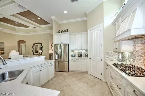 6423 Vivaldi Ct, Naples, FL 34113 photo 9