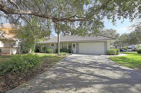 259 Silverado Dr NW, Naples, FL 34119 photo 2