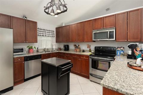 8030 Rolling Cir, Labelle, FL 33935 photo 8