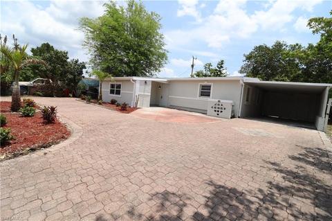 116 Apache St, Lehigh Acres, FL 33936 photo 3