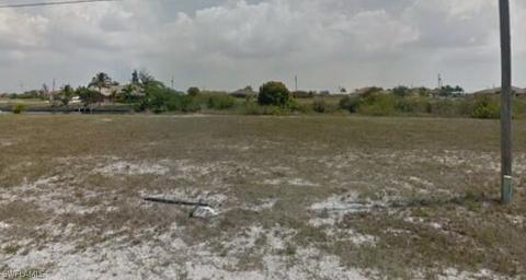 719 NW 38th Ave, Cape Coral, FL 33993
