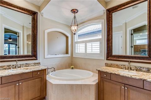 12593 Grandezza Cir, Estero, FL 33928 photo 13