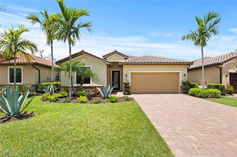 20284 Black Tree Ln, Estero, FL 33928 photo 8