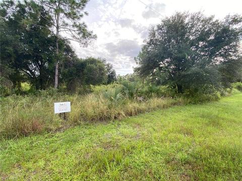 3402 E 3rd St, Lehigh Acres, FL 33936 photo 4