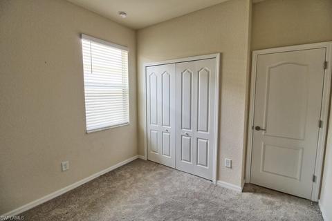 3593 E Hampton Cir, Alva, FL 33920 photo 8