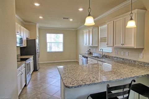 3593 E Hampton Cir, Alva, FL 33920 photo 2