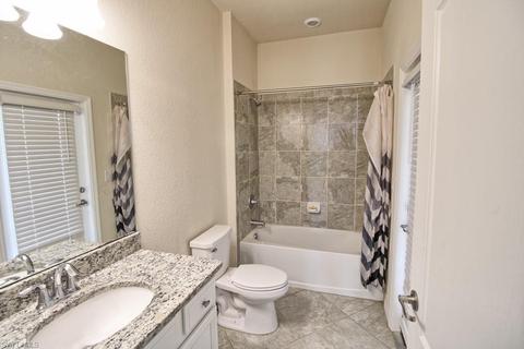 3593 E Hampton Cir, Alva, FL 33920 photo 6