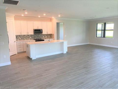 19928 Beechcrest Pl, Estero, FL 33928 photo 4