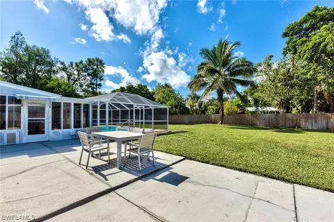 144 Willowick Dr, Naples, FL 34110 photo 11