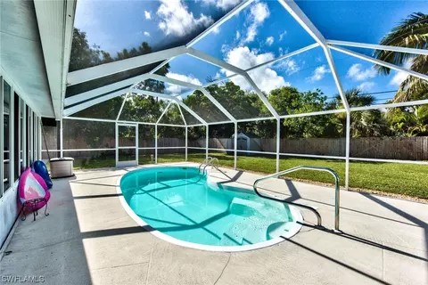 144 Willowick Dr, Naples, FL 34110 photo 4