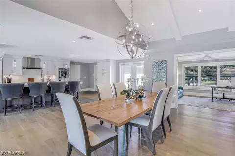 524 Cypress Way E, Naples, FL 34110 photo 4