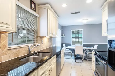 4085 Estey Ave, Naples, FL 34104 photo 10