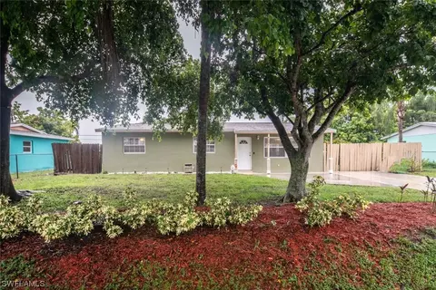 4085 Estey Ave, Naples, FL 34104 photo 2