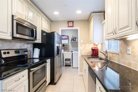 4085 Estey Ave, Naples, FL 34104 photo 8