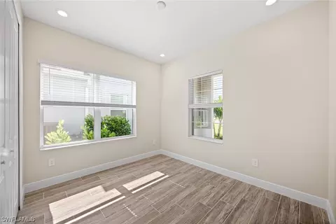 2151 Marquesa Cir, Naples, FL 34112 photo 4